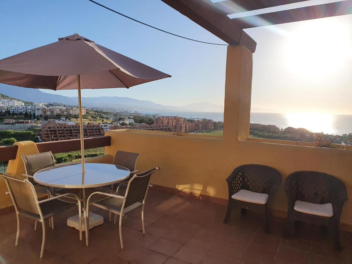 Seaview A Spectacular 3 Bed 3 Bathroom Penthouse Manilva Zewnętrze zdjęcie